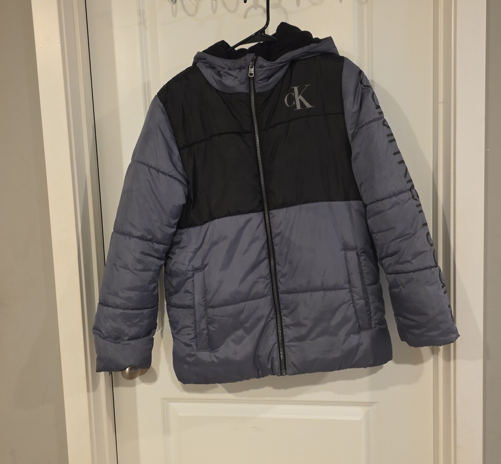 Calvin Klein Kids Hooded Two-Tone Puffer Jacket - Black & Gray
